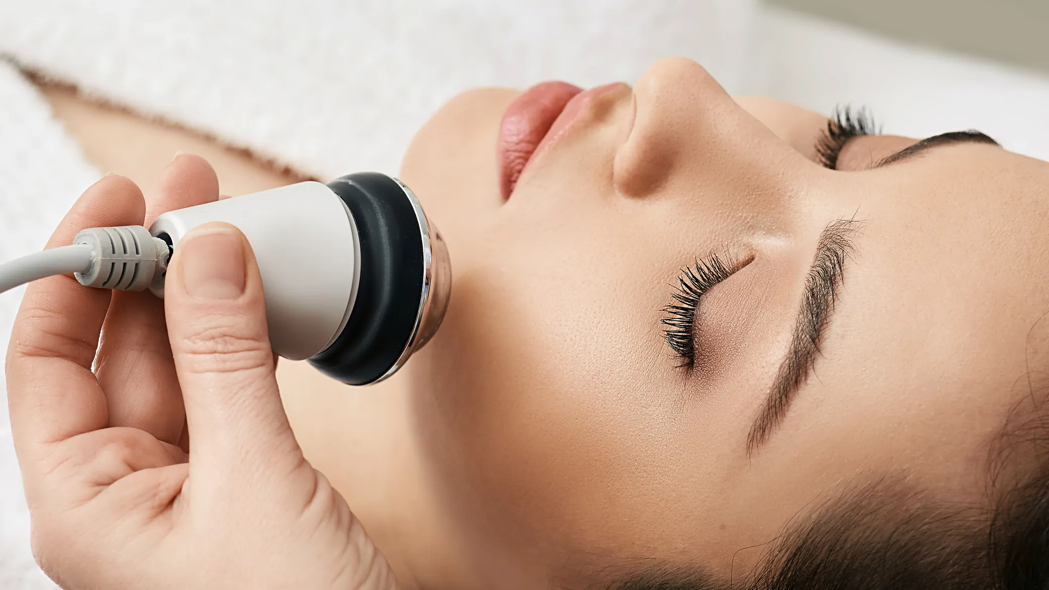 Face Lifting & Tightening at A.I. Skin Revolution BGC